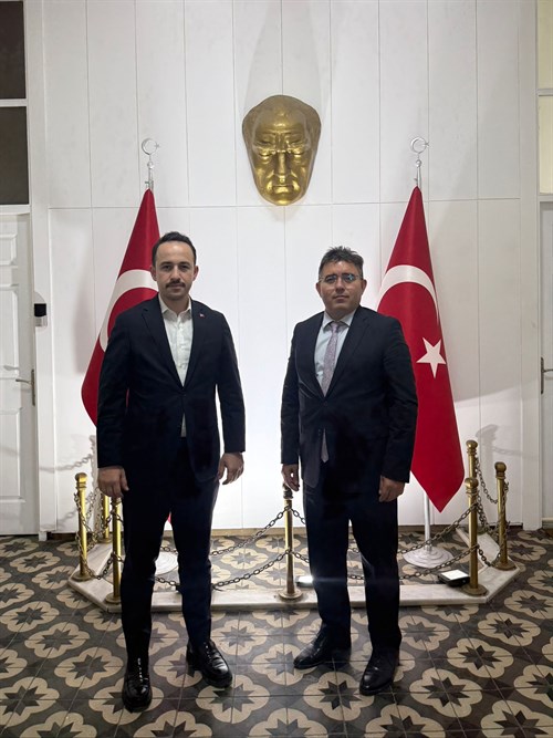 AYDIN VAKIFLAR BÖLGE MÜDÜRÜ MÜCAHİT VURAKL KAYMAKAMIMIZ SAYIN NURULLAH KAYA' YI MAKAMINDA ZİYARET